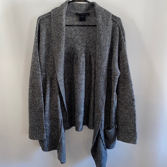 Sweaters - Cute open front drapey cardigan